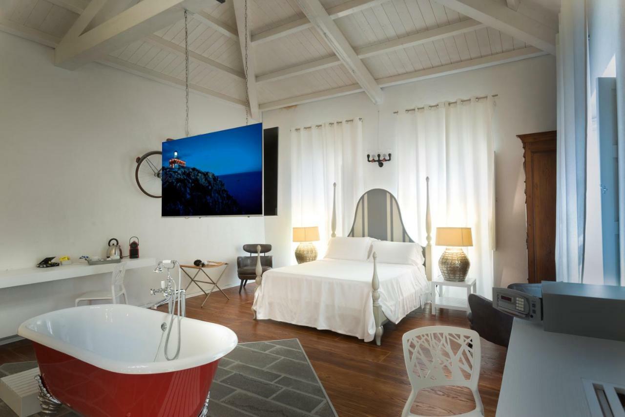 Cagliari Marina Harbour Guest House & Lounge Ngoại thất bức ảnh